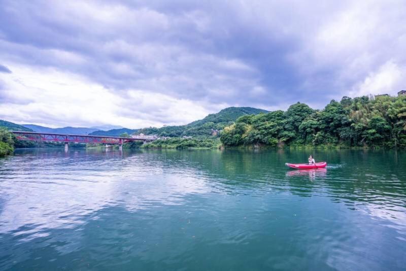 מיושי 四国旅行のhub拠点 古民家ゲストハウス Heso Camp מראה חיצוני תמונה