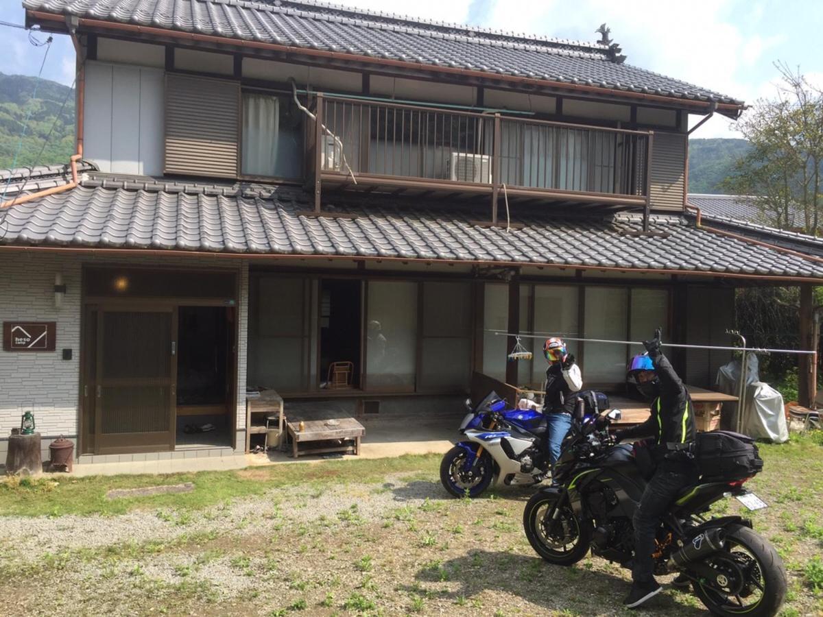 מיושי 四国旅行のhub拠点 古民家ゲストハウス Heso Camp מראה חיצוני תמונה